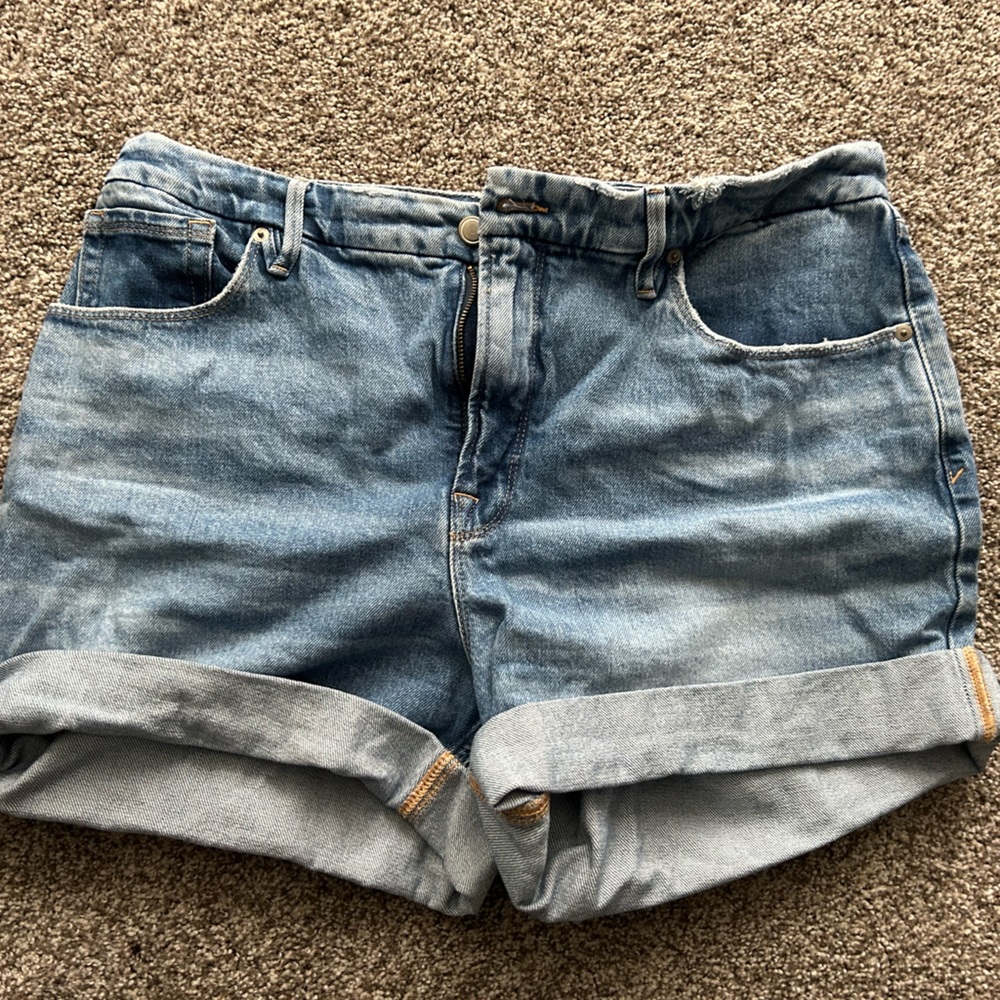 Good American size 14 short